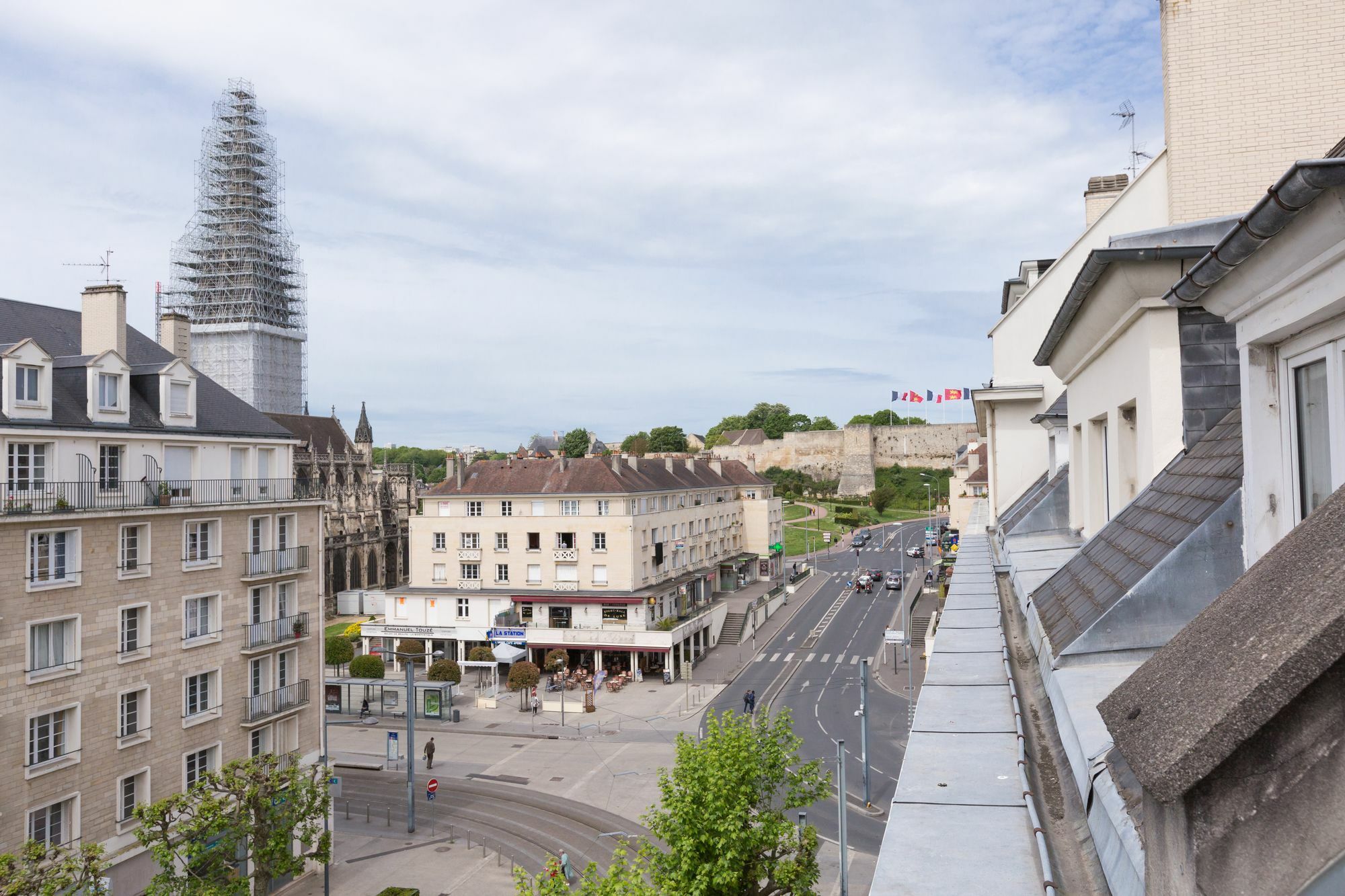 Logis Hotel Du Chateau Caen Exterior photo