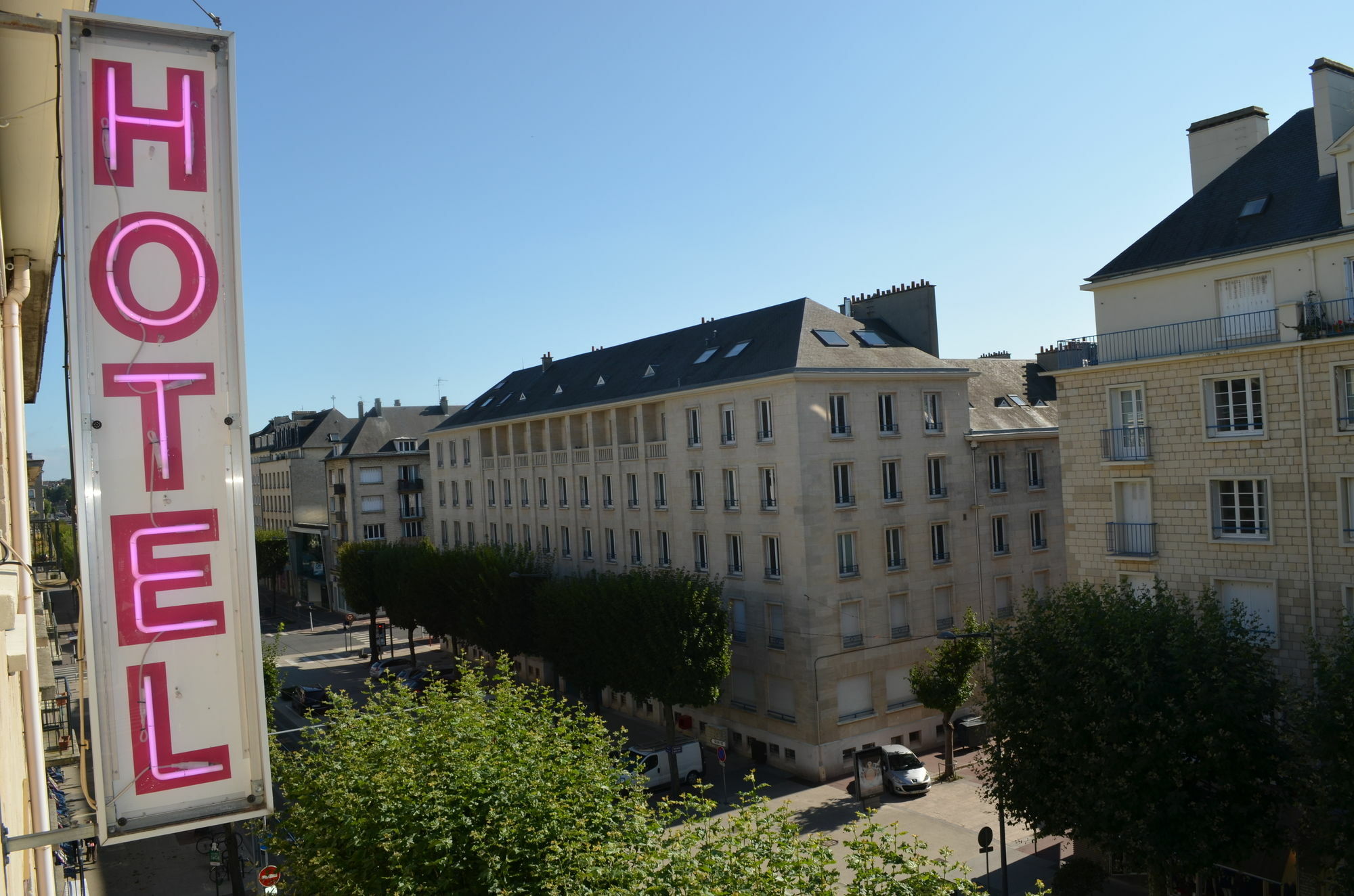 Logis Hotel Du Chateau Caen Exterior photo